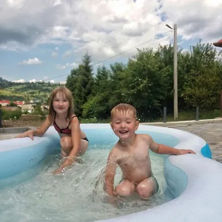 Guest house Zoryani Karpaty