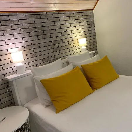 Zoryani Karpaty Guest house