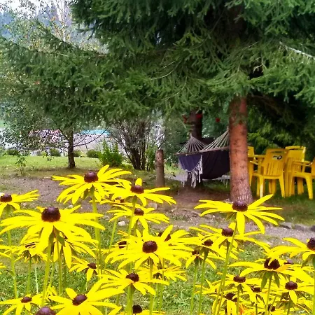 Zoryani Karpaty Guest house *