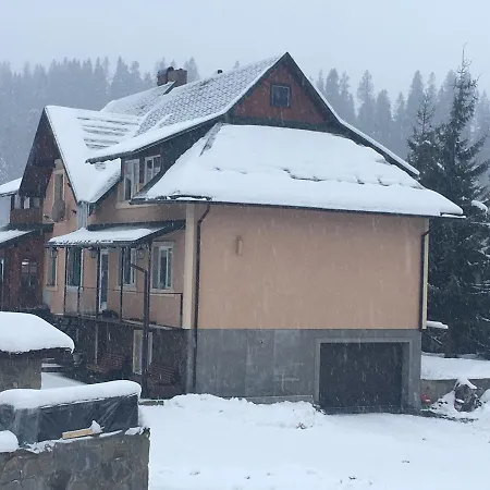 Zoryani Karpaty Славское